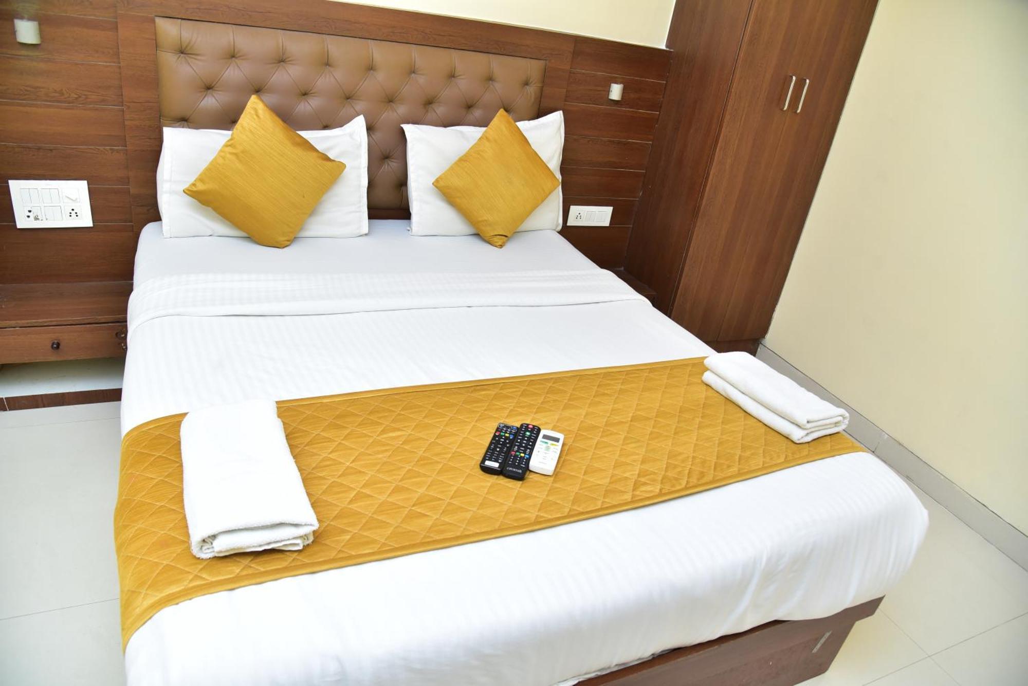 Hotel Embassy Suites Mumbai Eksteriør bilde